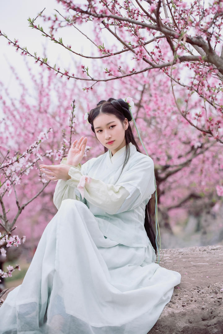 清纯古装少女唯美艺术照图片大全