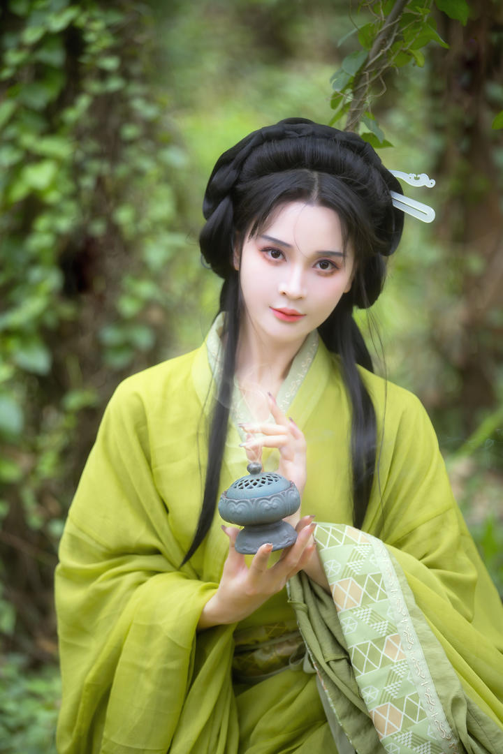 汉服美女艺术写真图片