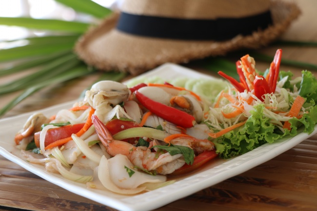 海鲜沙拉美食图片