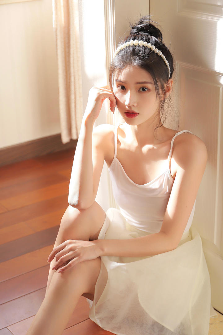 干净漂亮好看的头像女生高清图片大全