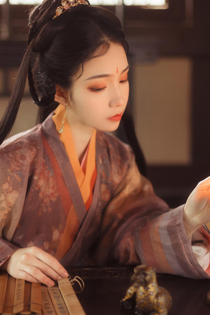 好看的古装美女猫夏小卡艺术摄影图片