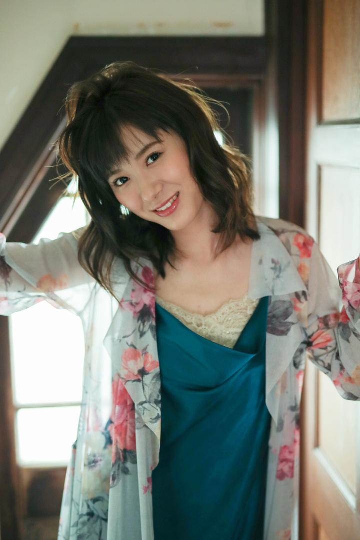 超清日本性感成熟美女高清图片