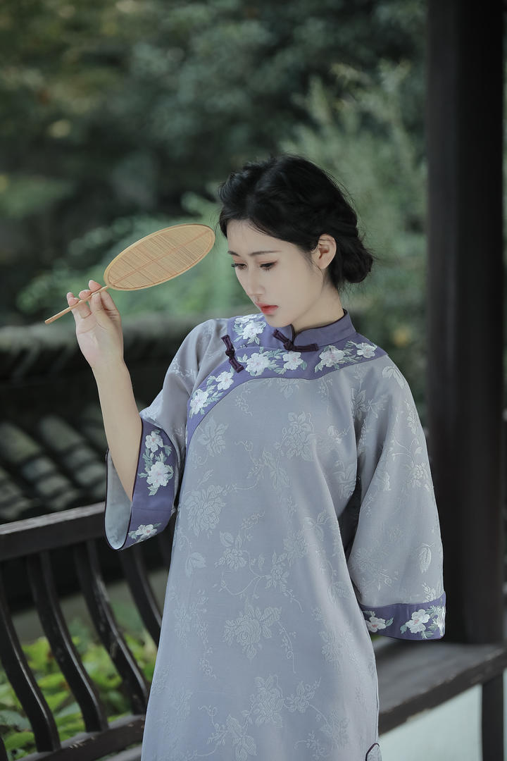 古风旗袍美女图片