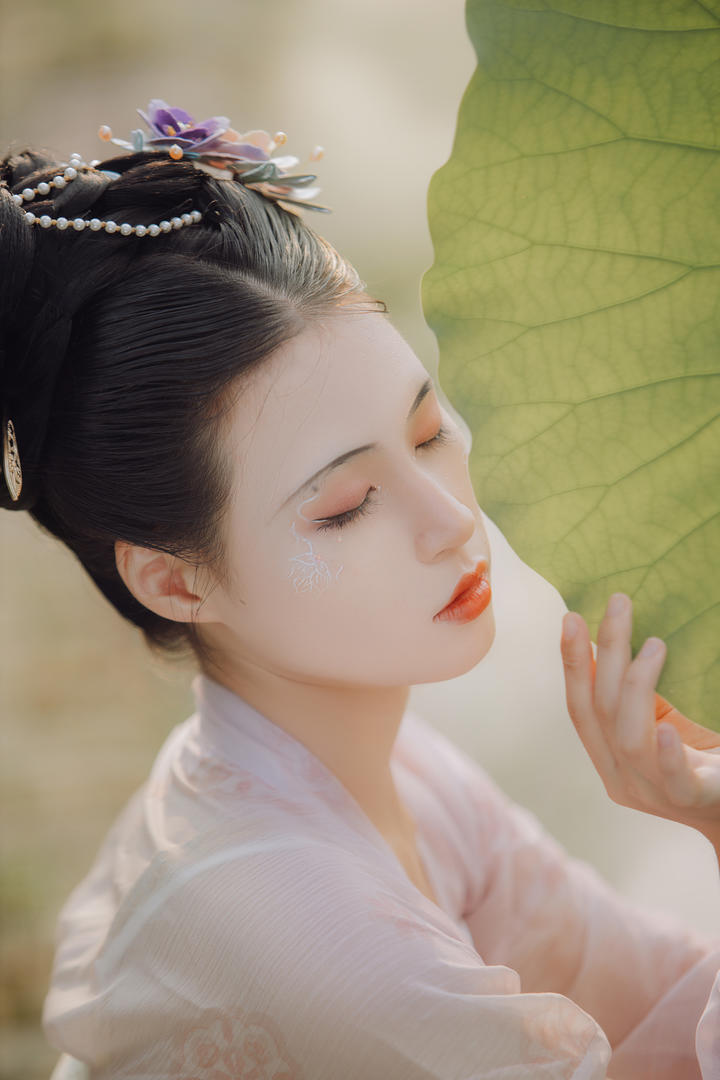中国唯美古典古装美女意境写真图片