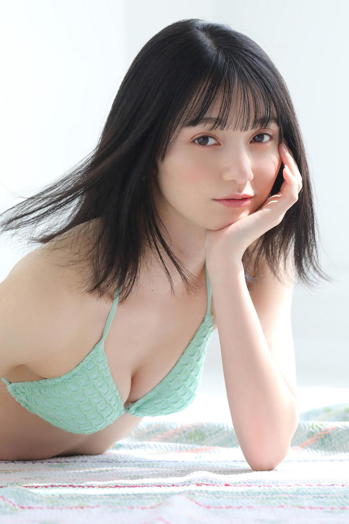 日本少女内衣美女av天然素人艺术照