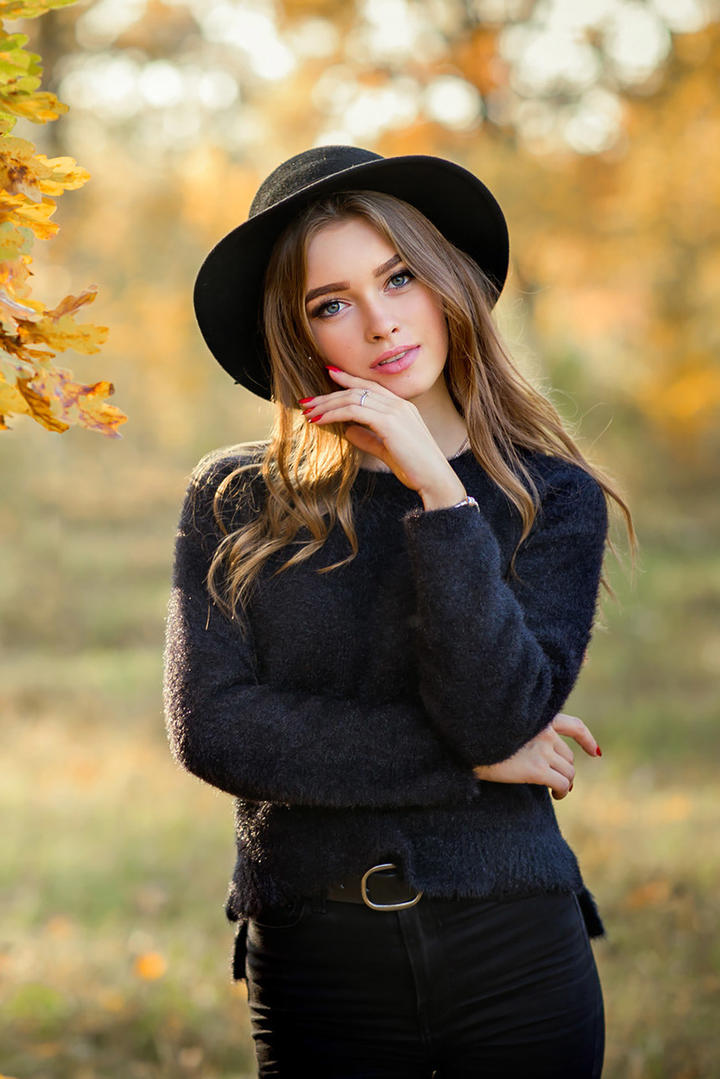 欧洲气质美女人像艺术摄影图片