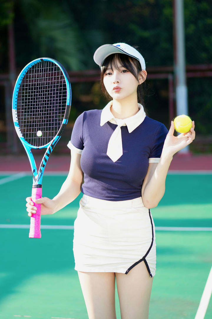 国产高清气质超短裙美女网球宝贝图片