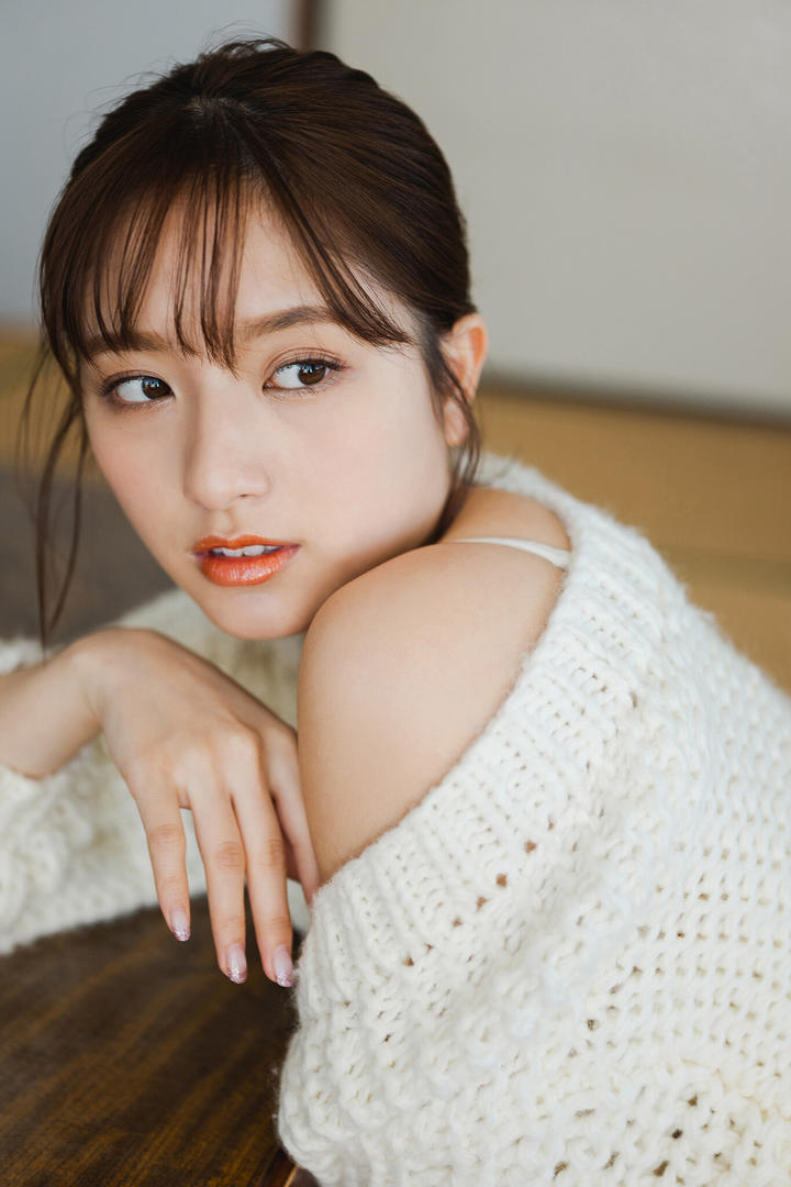 日本美女主播图片