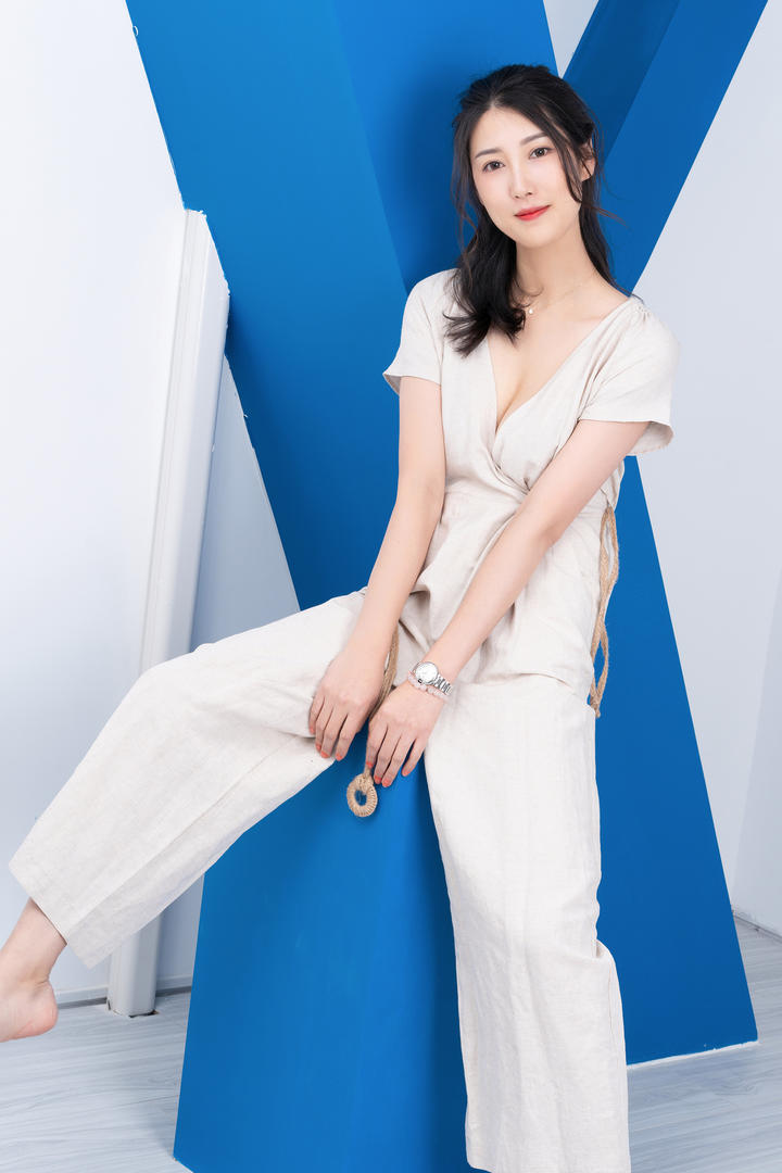 XIUREN秀人国模美女模特私拍套图下载