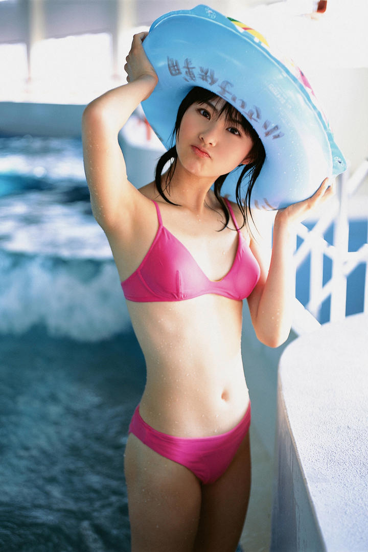 身材苗条的日本泳装美女798艺术摄影图片