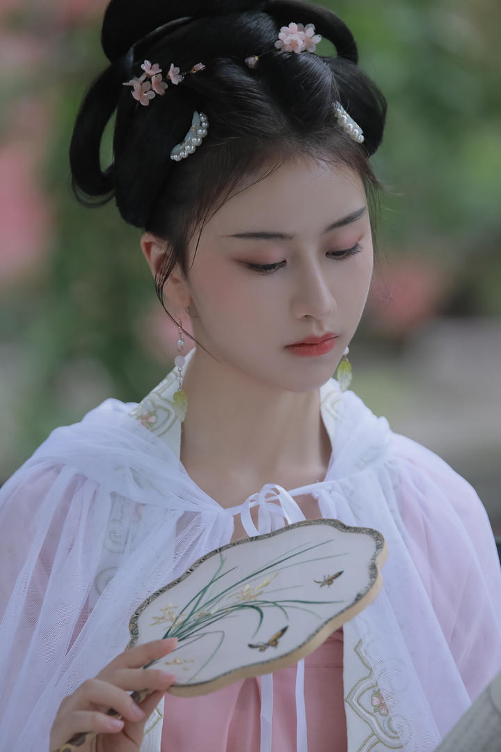 漂亮古装汉服美女高清壁纸图片大全