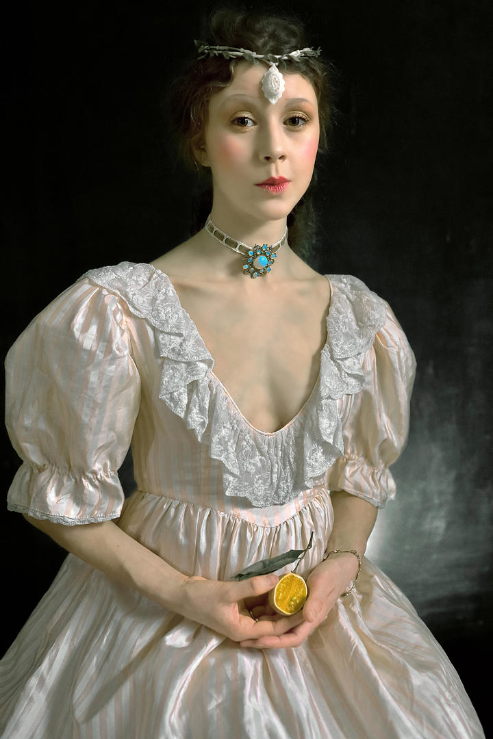 超清欧美女生高清艺术写真图片