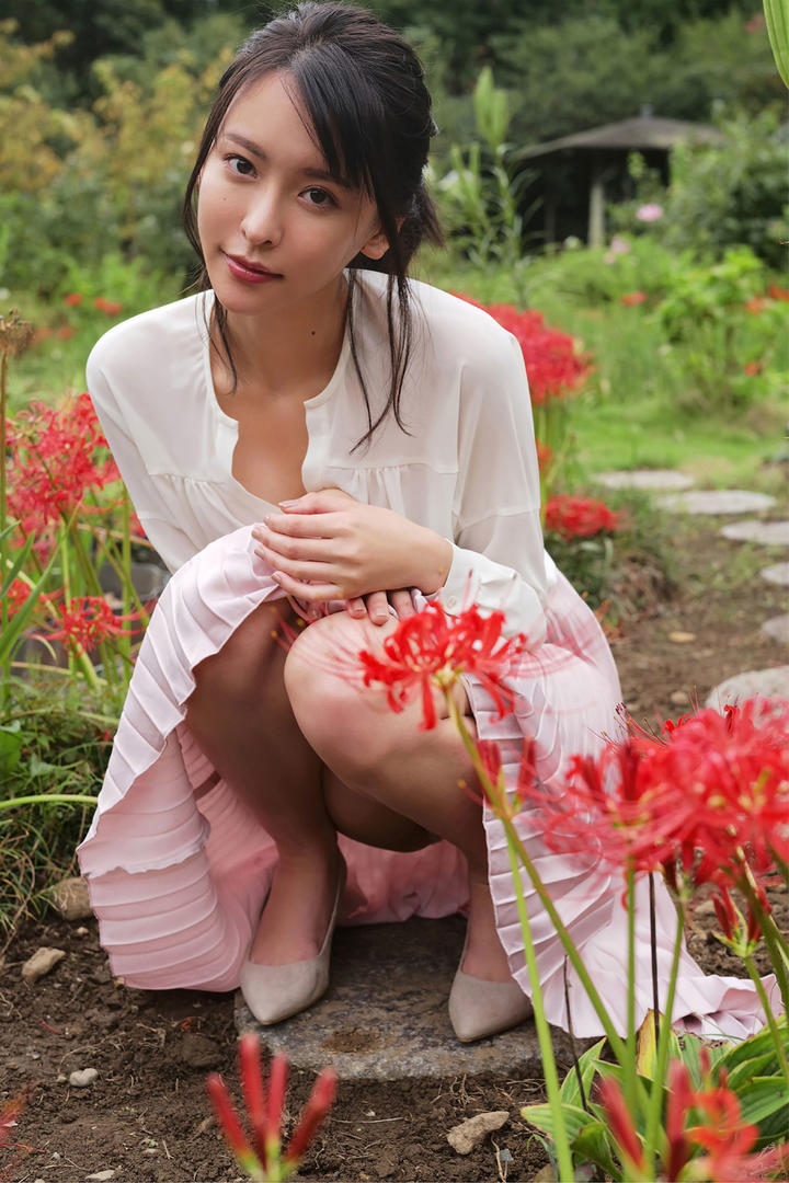 日本成熟美女图片