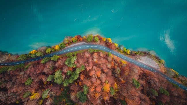 秋季环海公路风景图片