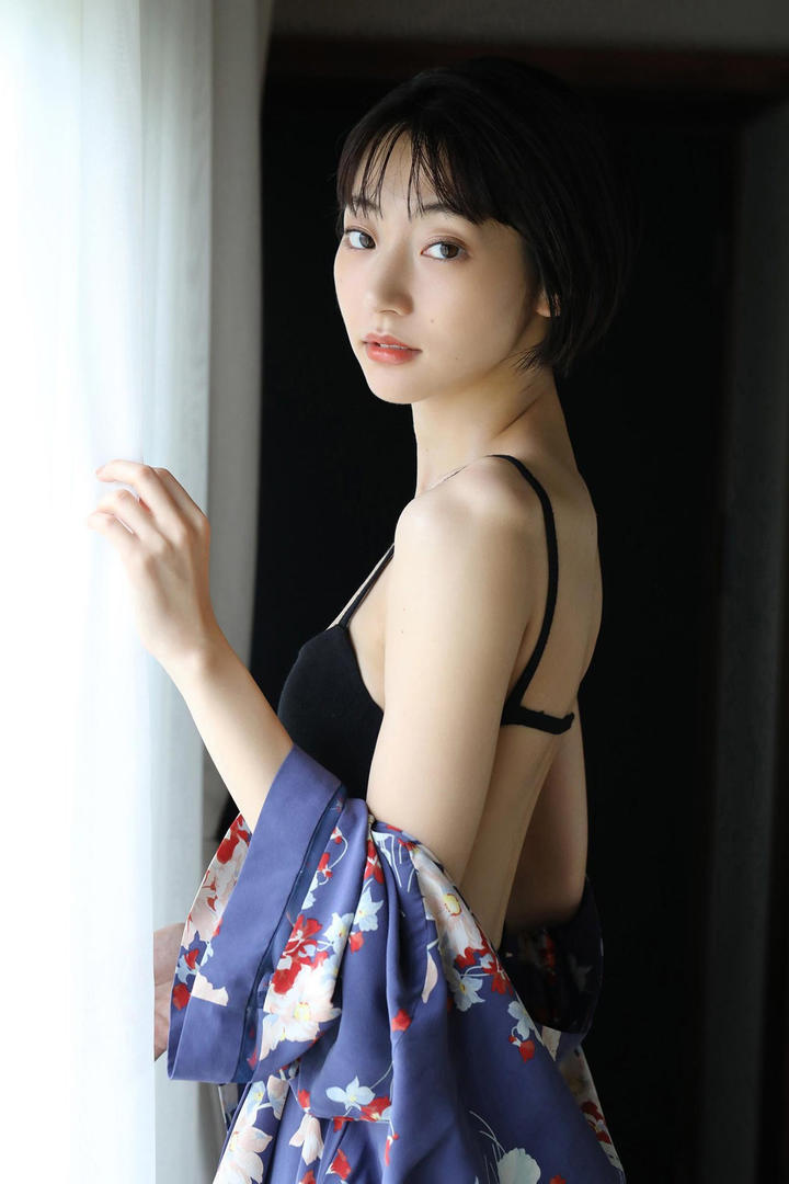 精品日本无吗睡衣美女清纯自拍在线免费下载