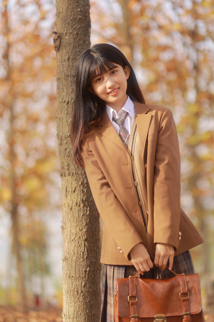 日韩学院风清纯女生秋日童话唯美写真图片