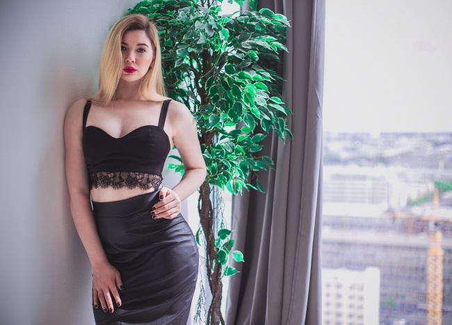 比基尼大胆人体摄影艺术