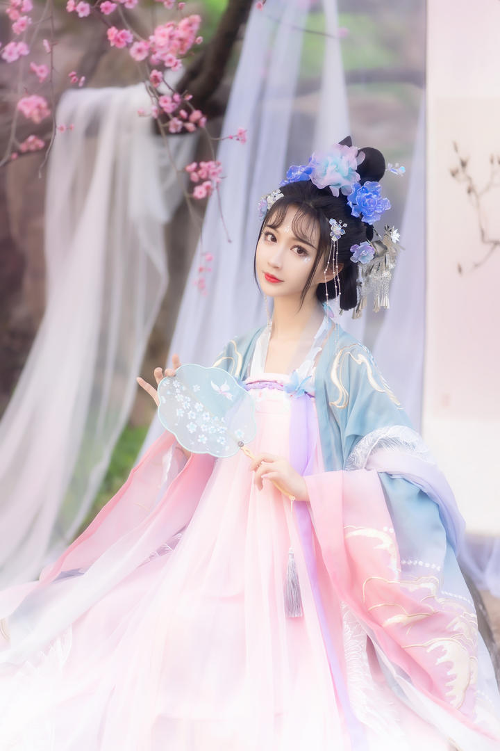 4K唯美古装美女艺术照写真图片