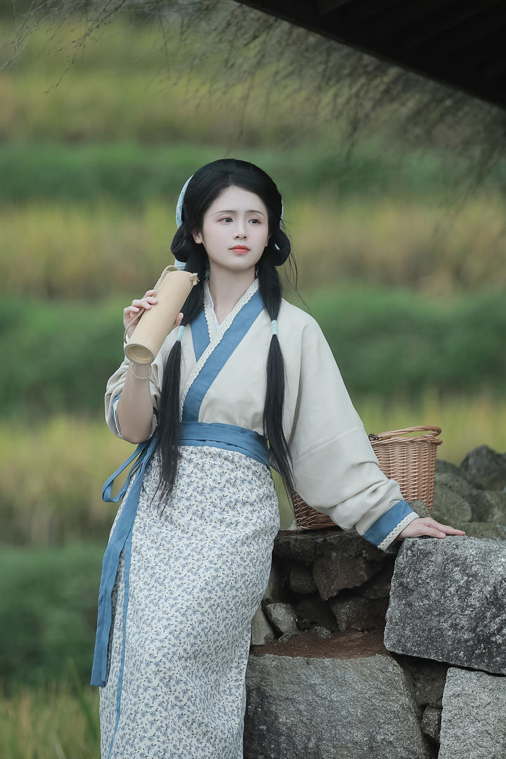 小清新古装汉服美女艺术摄影写真图片