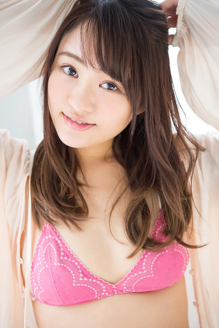 清纯日本美少女女生泳装写真图片