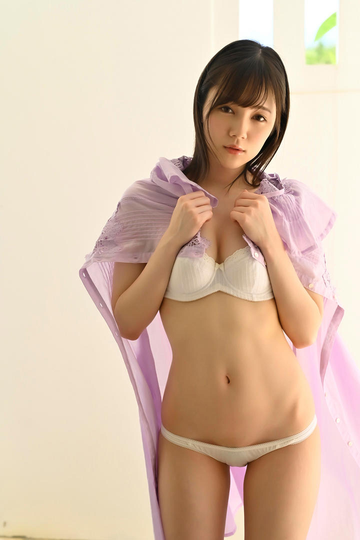 Graphis日本最美女优美女白色内衣性感写真图片