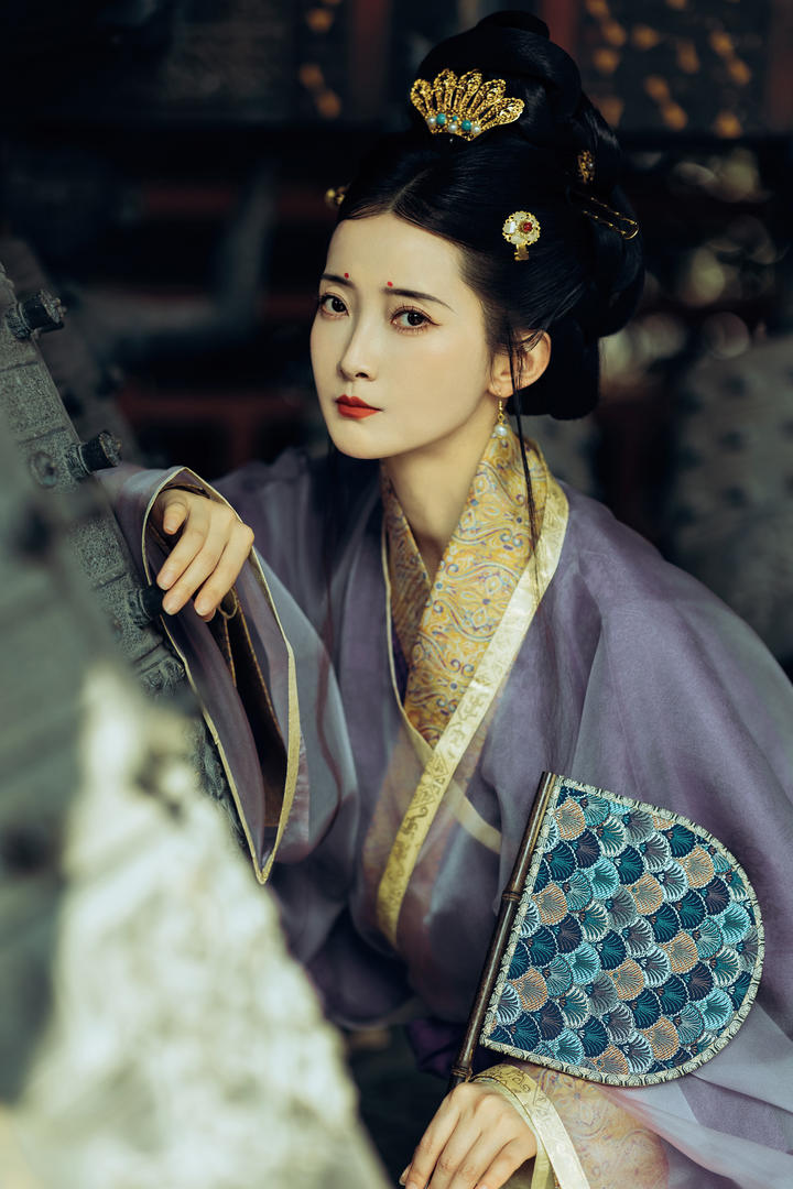 优雅古装美女艺术照