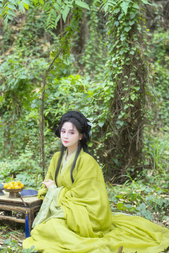 唯美古装美女艺术照