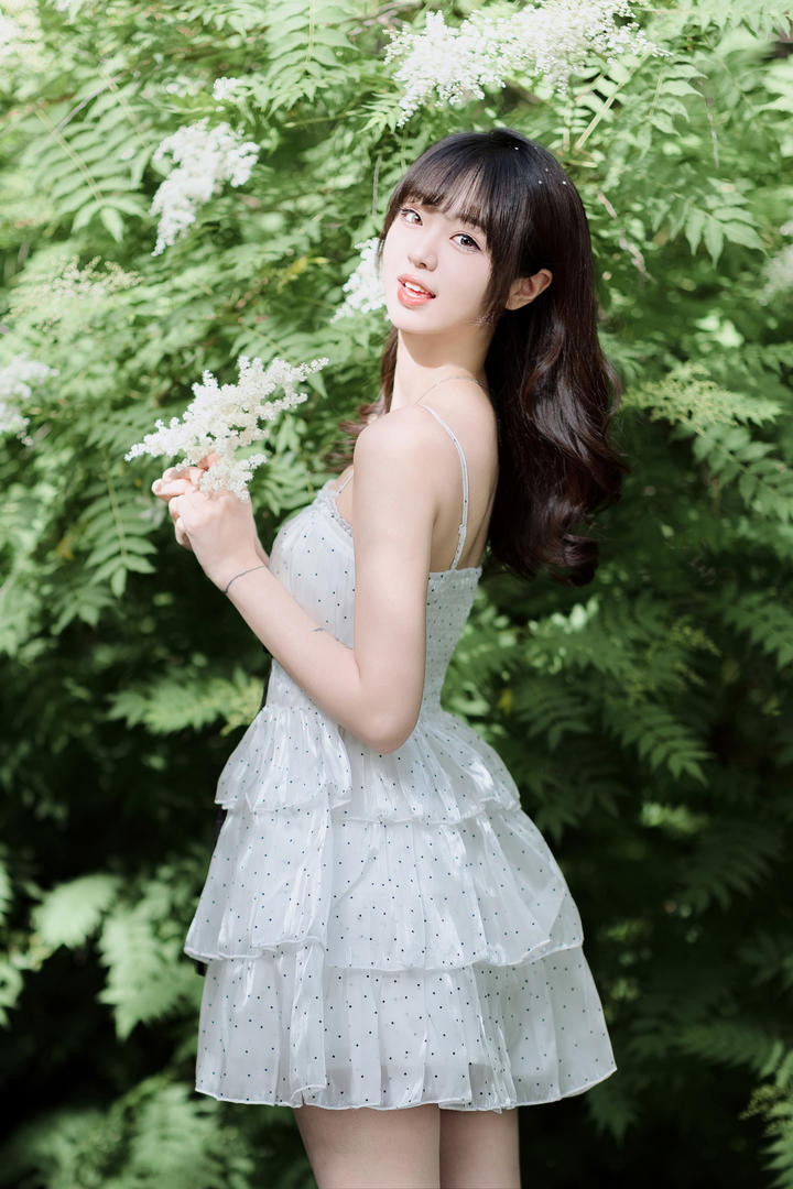 清纯萌妹美女主播图片