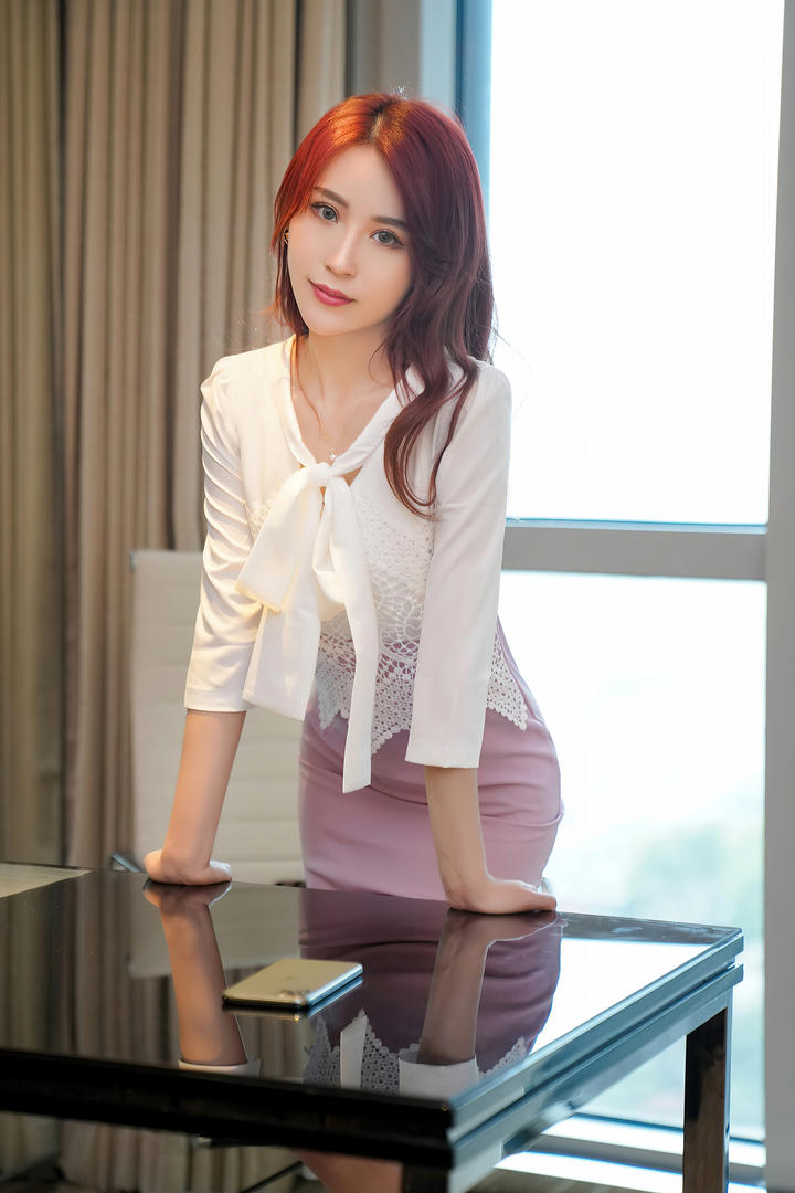 性感女白领周慕汐gogo艺术高清大胆写真图片