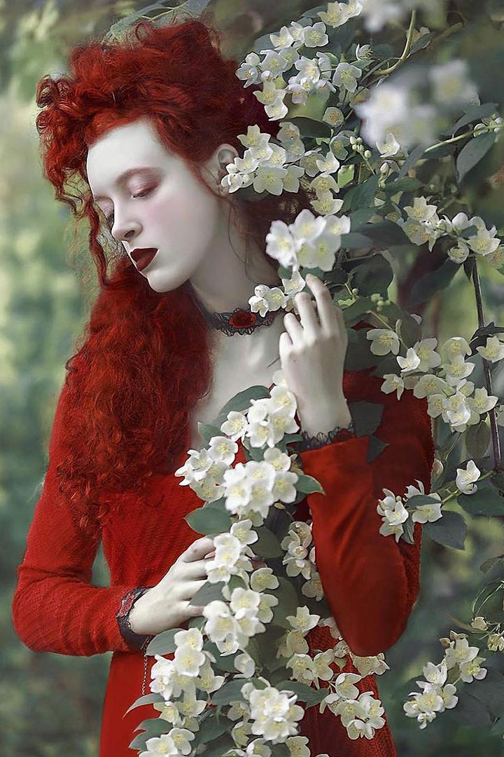 欧美红发气质女神摄影图片