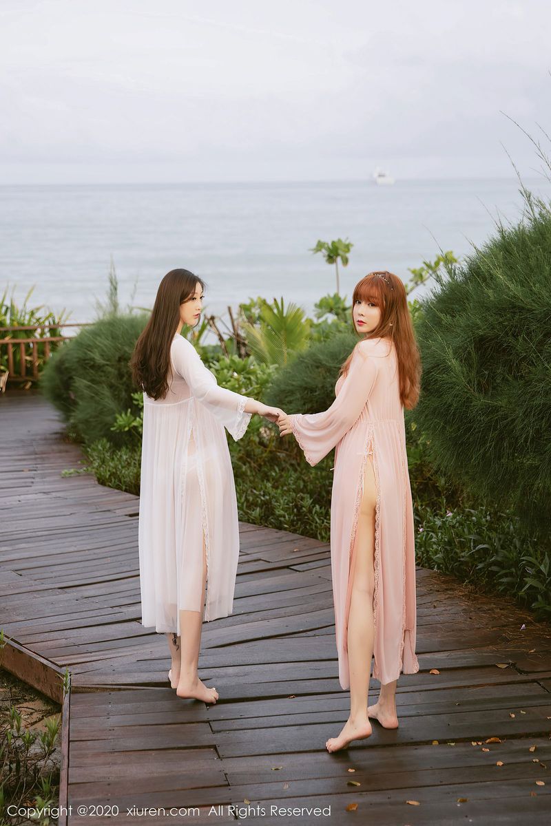 秀人网性感姐妹花王雨纯&妲己_Toxic蕾丝长裙娇艳三亚旅拍