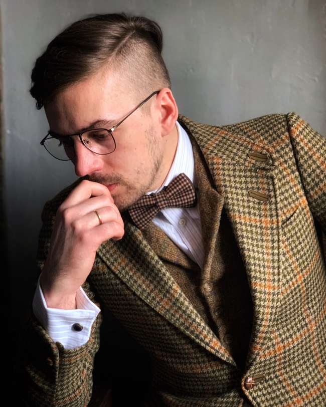 复古英伦风绅士帅哥图片