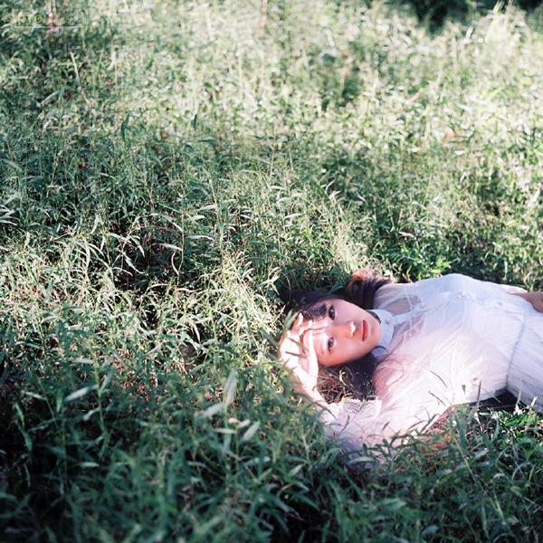 青青草地上的白衣天使