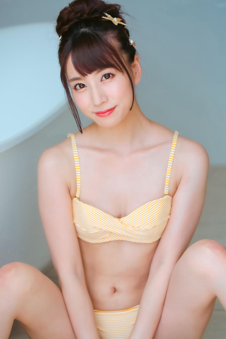 日日狠狠久久偷偷色综合蜜桃日本性感图片专区