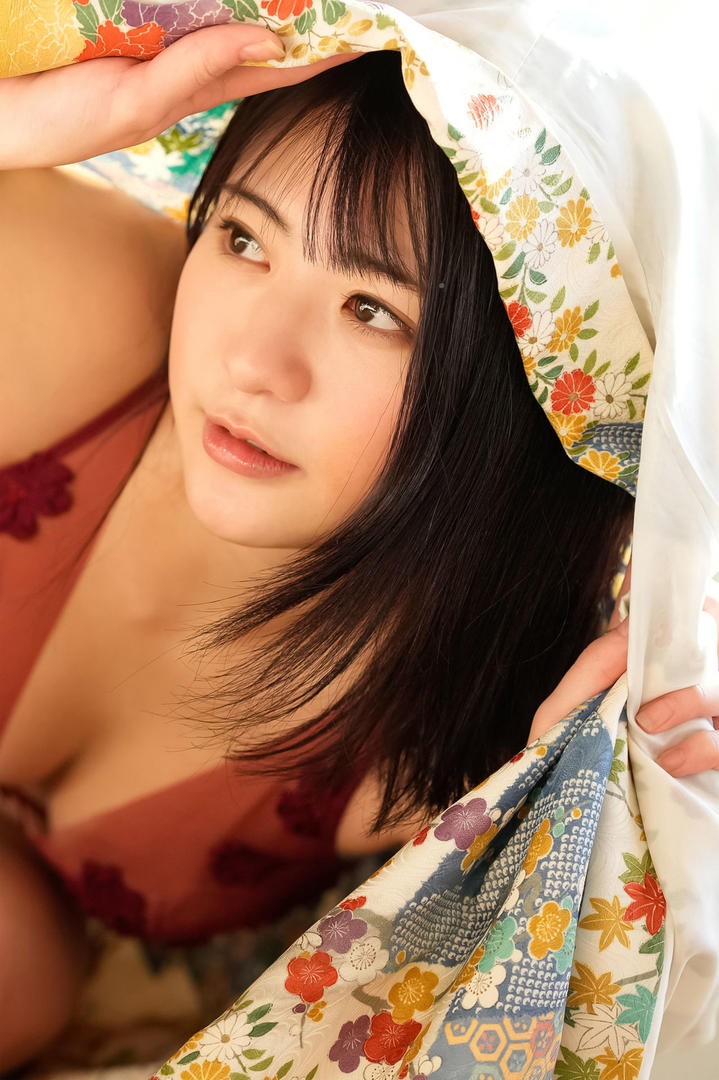 2048社区日本女优美女艺术照