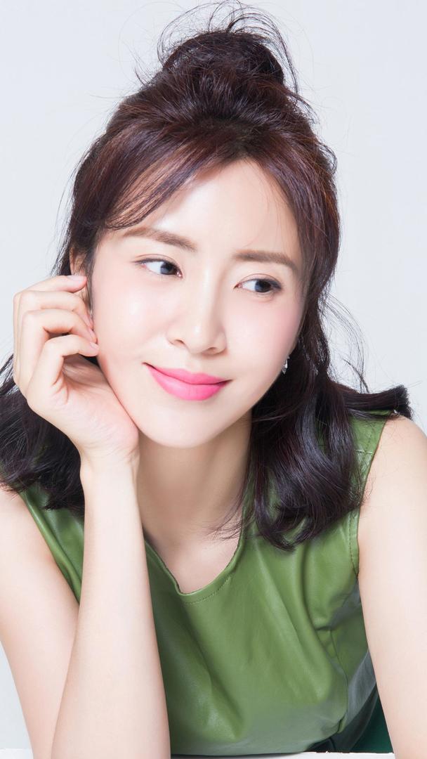 美女明星李悦溪高清图片