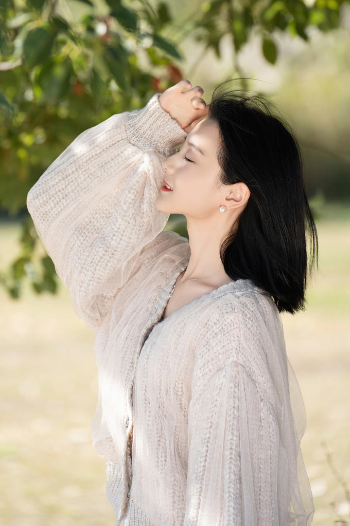 小清新甜美少女个人户外写真图片大全