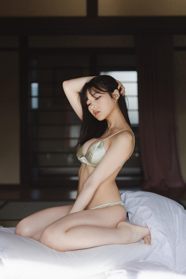 国产成人a亚洲精品无码青草性感少女福利私拍套图
