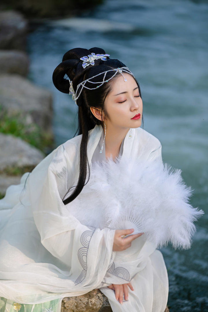 超好看的古装汉服小姐姐艺术照片