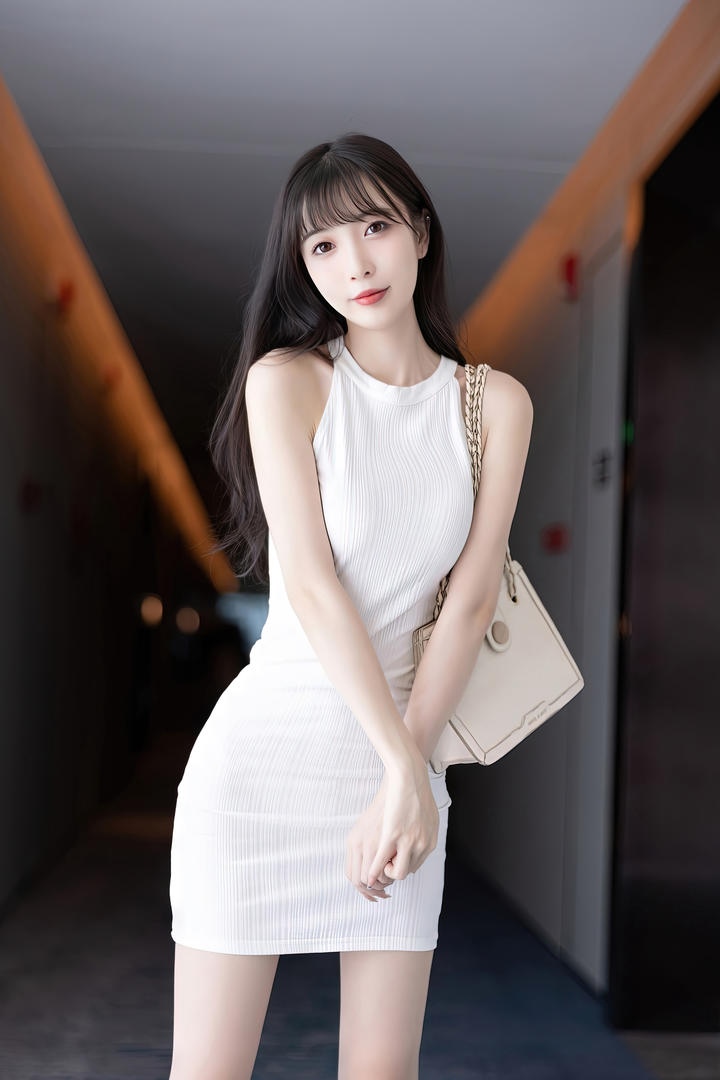 温柔体贴的极品宅男女神林星阑美女高清私拍套图