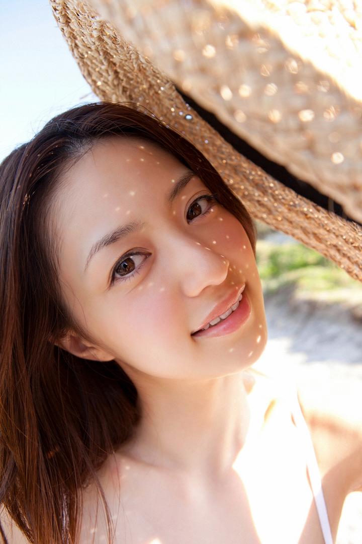 日本清纯甜美美女图片超漂亮写真套图