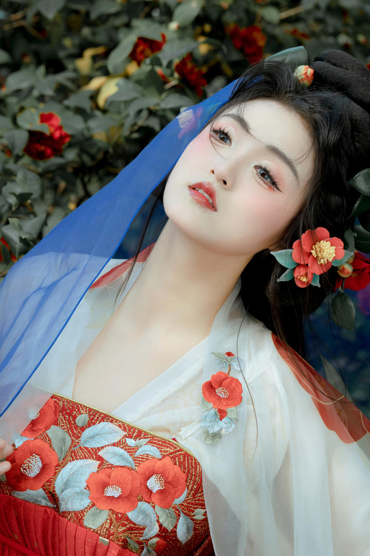 华丽古装汉服小姐姐个人艺术照大全