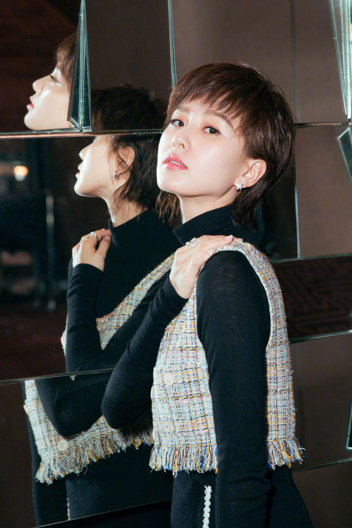中国女明星刘诗诗清爽短发发型摄影写真图片