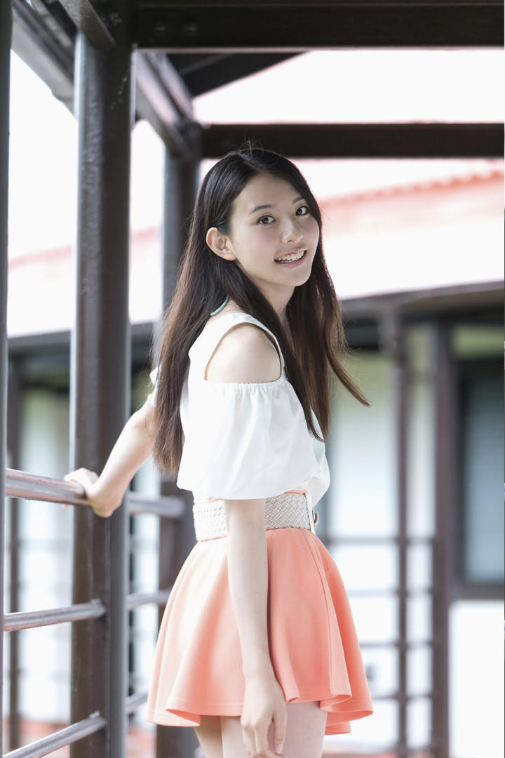 含羞草日本可爱女生初撮影宅男福利图