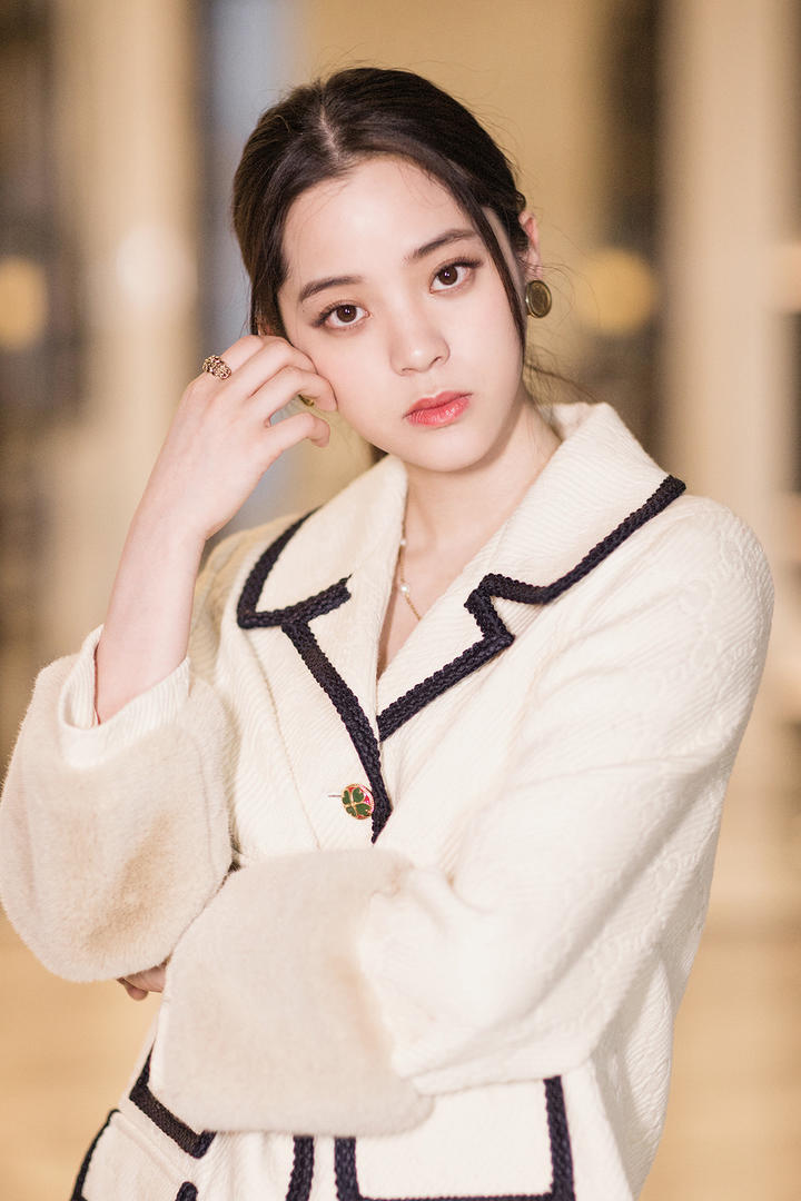 高清美女明星欧阳娜娜写真