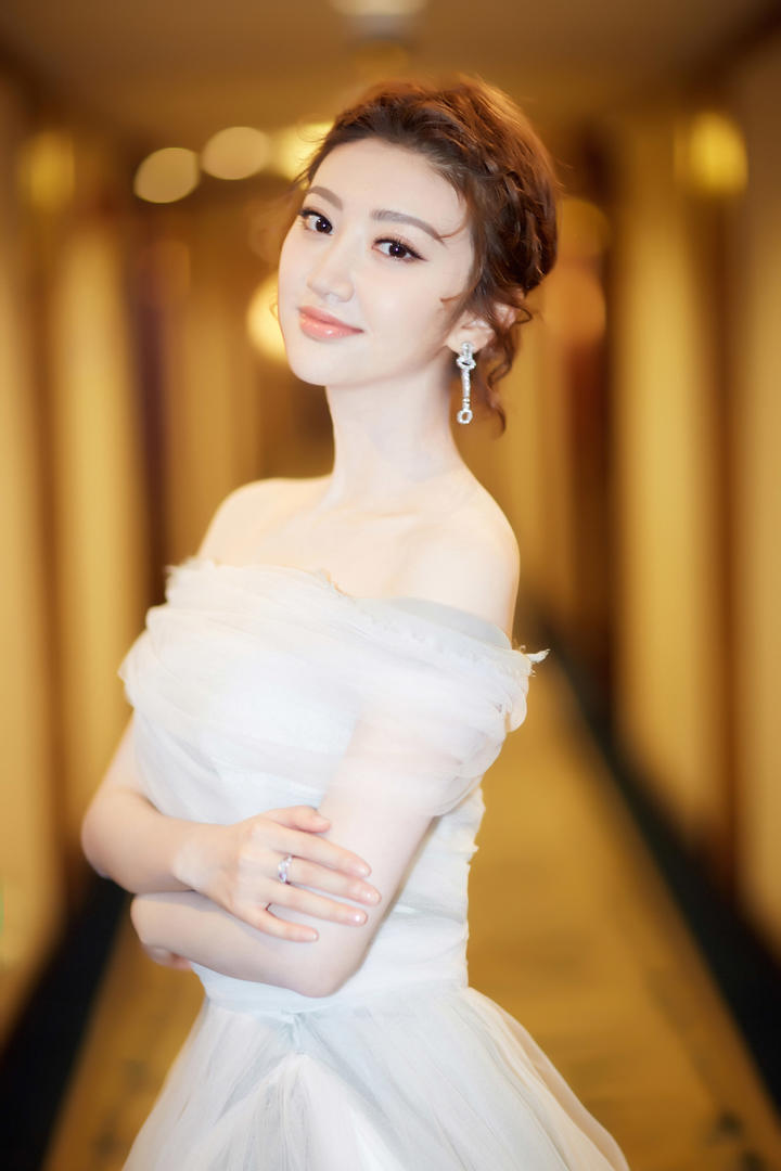 中国美女明星专辑景甜写真图片