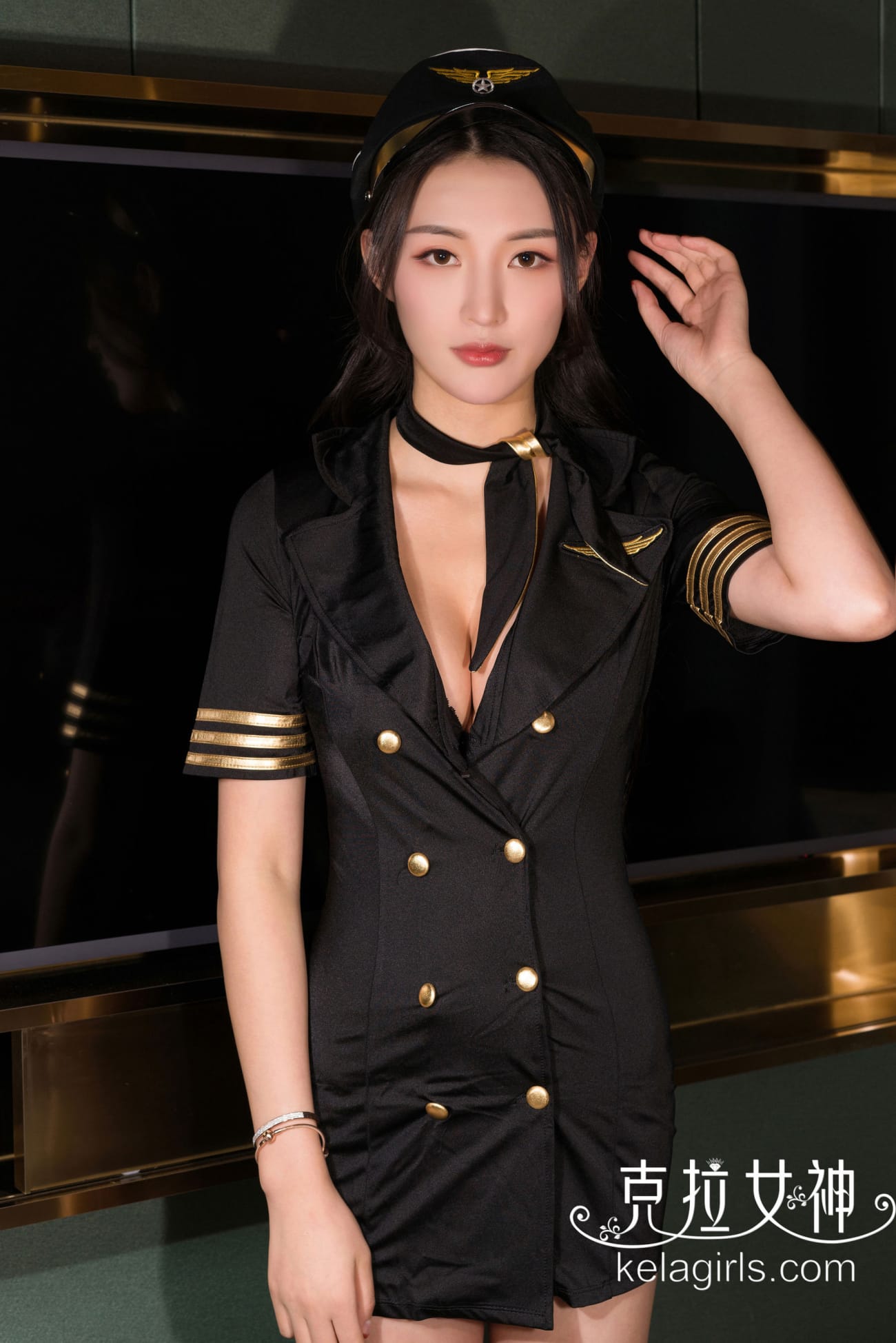 Kelagirls克拉女神美女模特璇子机长制服黑丝网袜系列写真