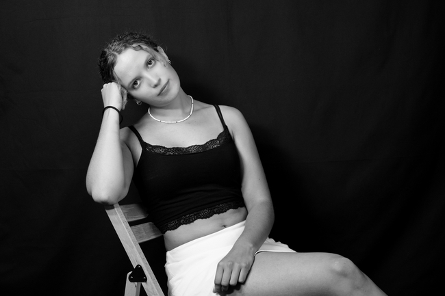 黑白风格美女人体性感艺术写真图片