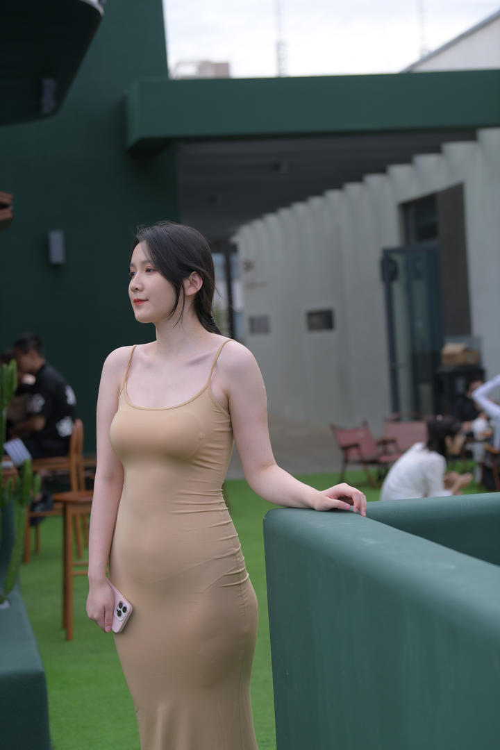 亚洲韵味成熟阿姨美女写真图片