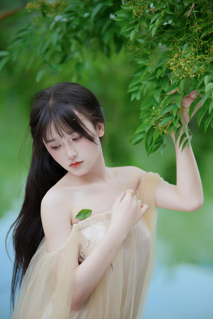 国产4K高清养眼甜美女孩户外唯美写真照片